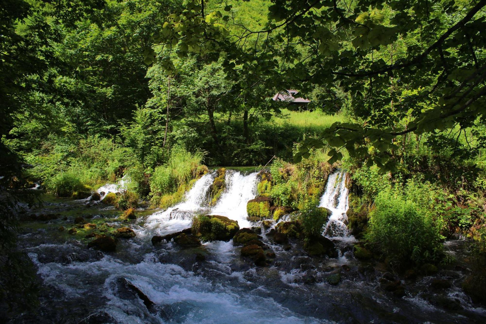 Sipovo Domacinstvo Na Kraju Svijeta旅馆 外观 照片